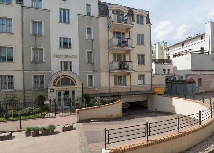 Monte Cassino 40 Апартаменты *